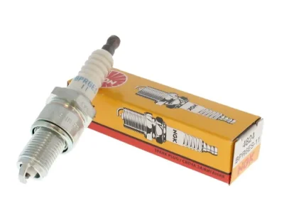 NGK SPARK PLUG (BPR6ES-11)