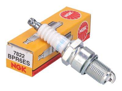 NGK SPARK PLUG (BPR6ES)