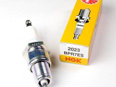 NGK SPARK PLUG (BPR7ES)