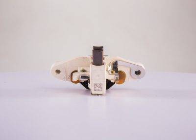 BOSCH VOLTAGE REGULATOR 12V (1197311090)